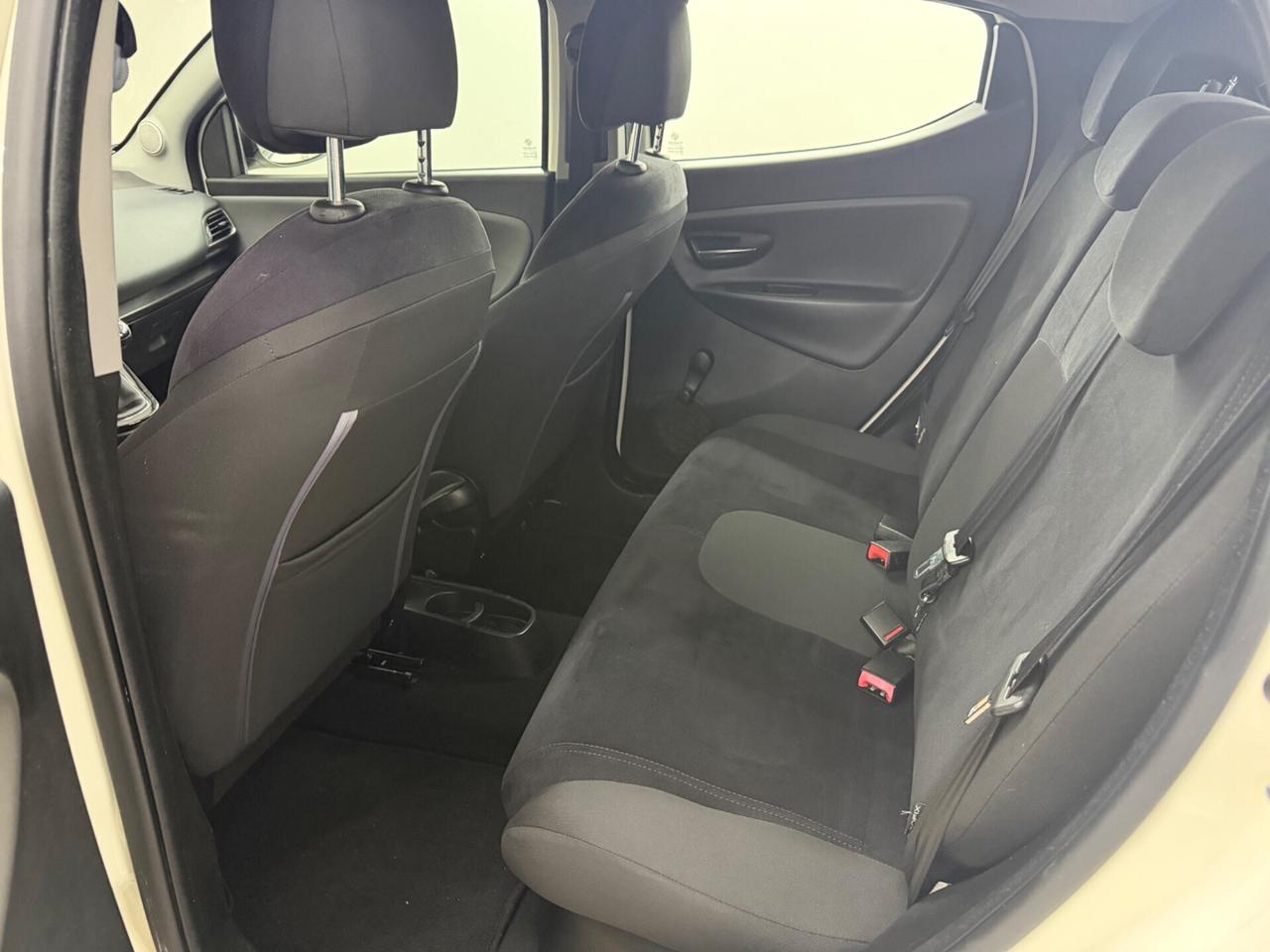 Lancia Ypsilon 1.3 MJT 95Cv