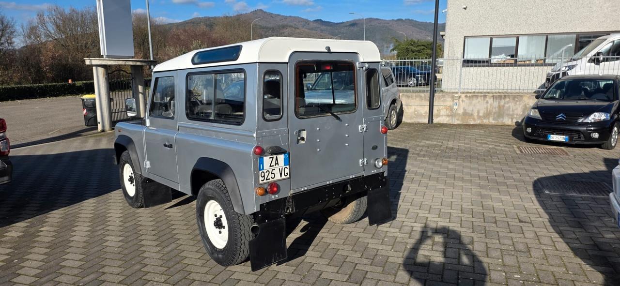 LAND ROVER DEFENDER 90 TD5