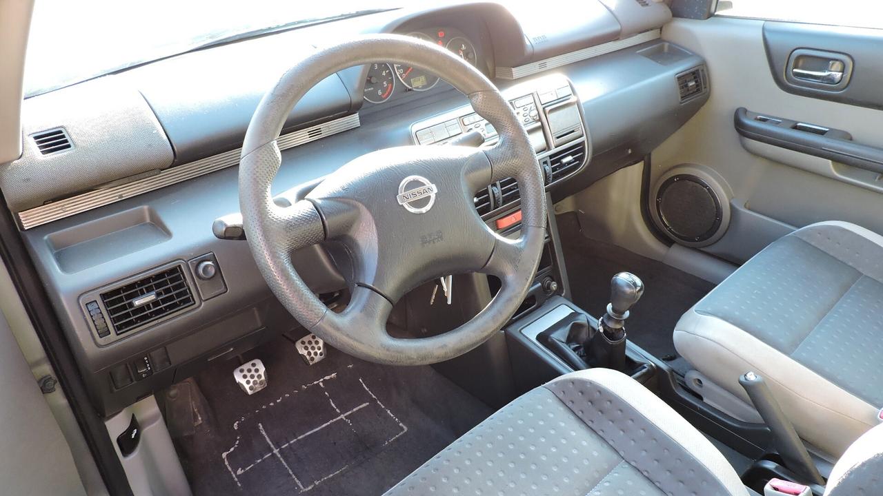 Nissan X-Trail 2.2 TD Di Elegance