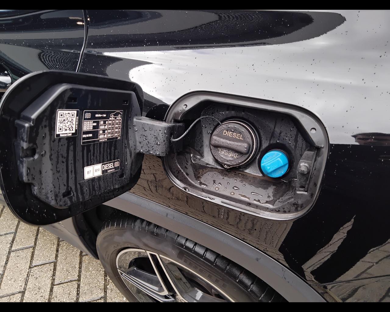 Mercedes-Benz GLB - X247 2019 - GLB 180 d Premium auto