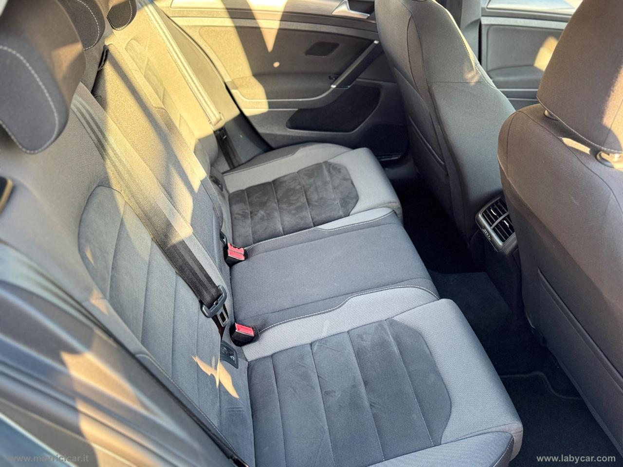 VOLKSWAGEN Golf 1.6 TDI 115CV DSG 5p. Highline BMT