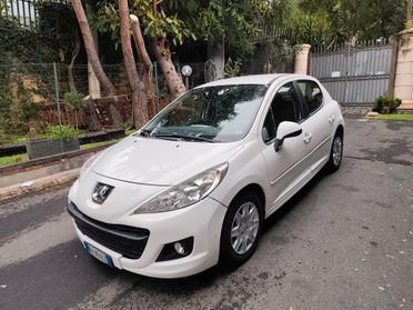 Peugeot 207 1.4 HDi 70CV 2013