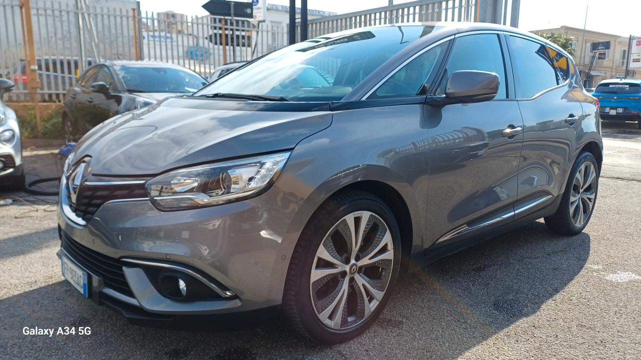 Renault Scenic Scénic dCi 8V 110 CV EDC Energy Intens