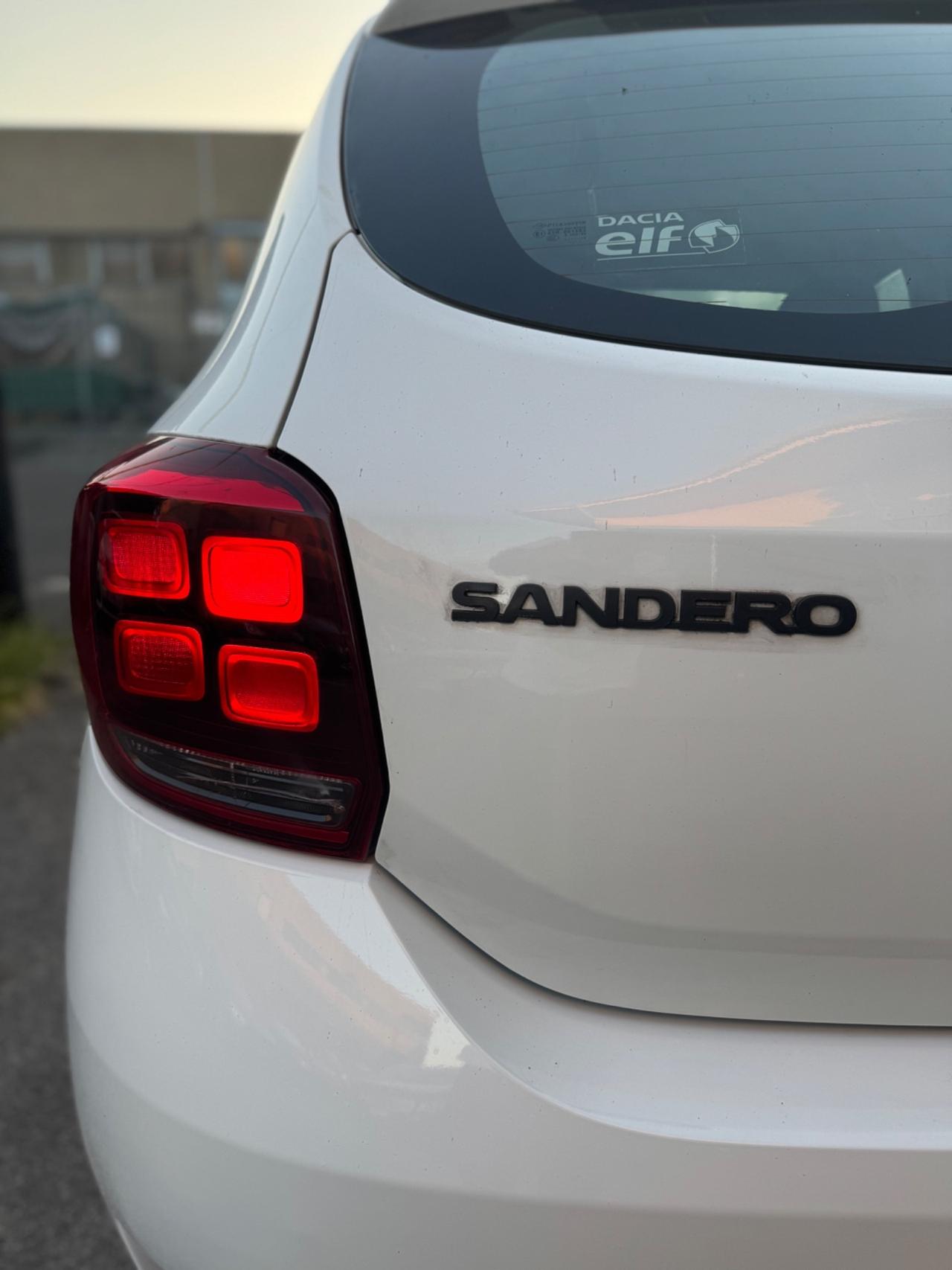 Dacia Sandero 1.0 SCe 12V 75CV Lauréate