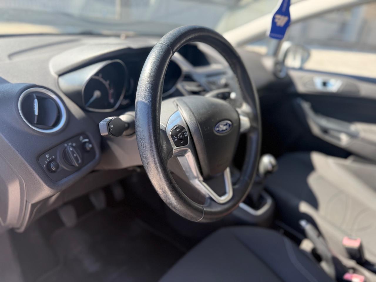 Ford Fiesta 1.2 60CV 5 porte Titanium unico pro. 30.000km