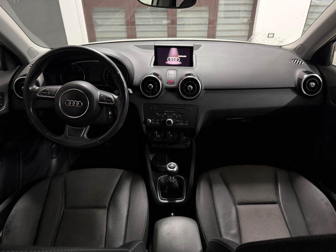 AUDI A1 1.6 TDI (90) SPB Ambition 2013