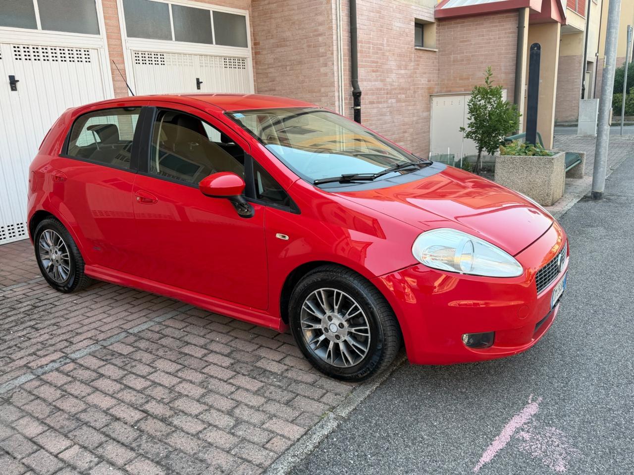 Fiat Grande Punto 1.3 MJT 90 CV 5 porte Dynamic