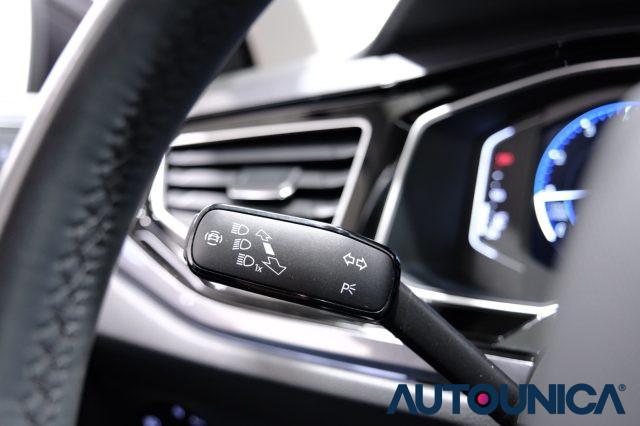 VOLKSWAGEN Polo 1.0 TSI DSG STYLE NEOPATENTATI