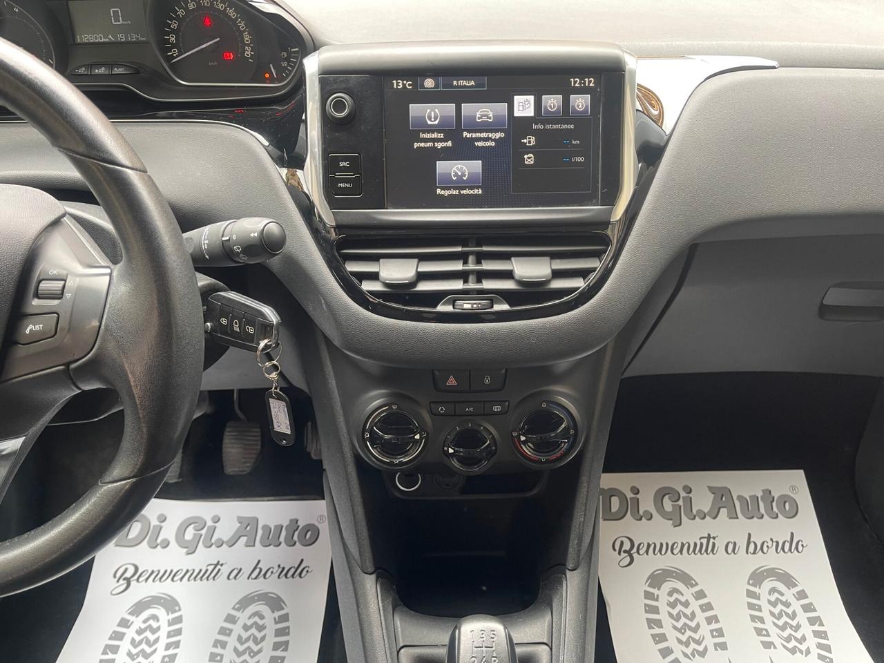 Peugeot 208 1.2 Gpl 82 Cv 5p Allure