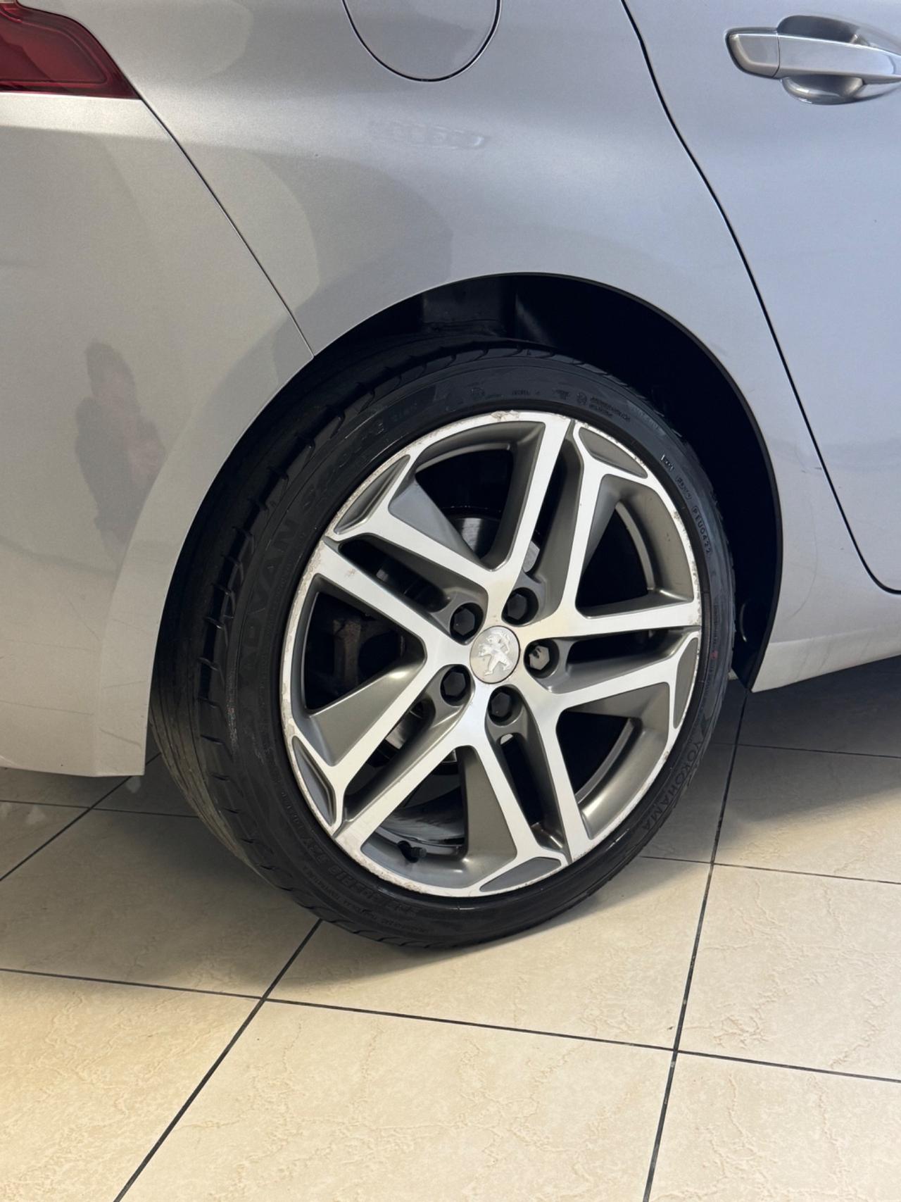 Peugeot 308 1.6 HDi 115 CV Stop&Start Allure