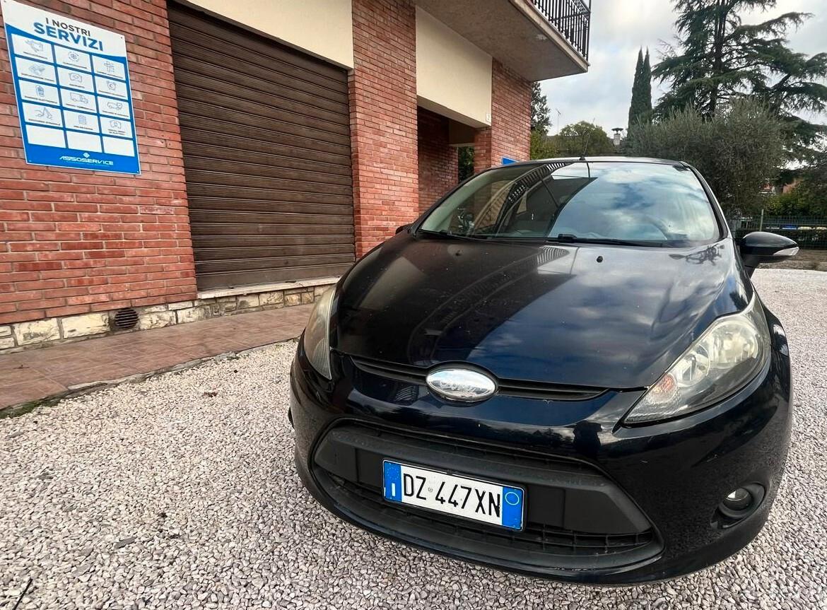 Ford Fiesta 1.4 TDCi 68CV 3 porte Titanium