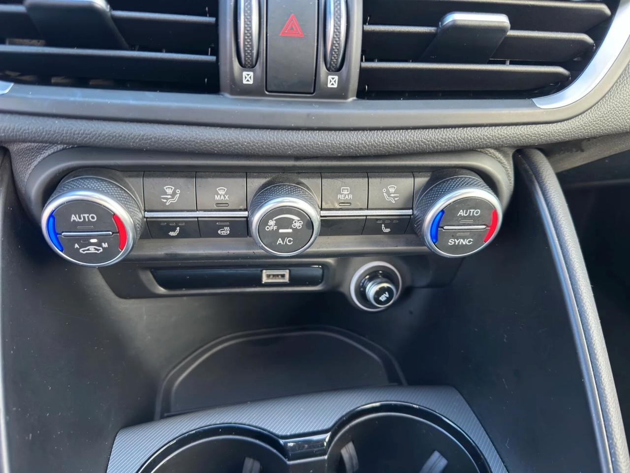 Alfa Romeo Giulia 2.0 Turbo 280 CV AT8 AWD Q4 Veloce