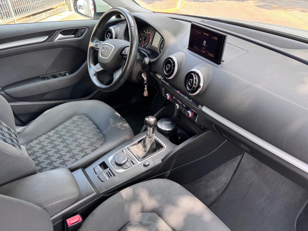 Audi A3 1.2 TFSI 110 CV neopaten garanzia 12 mesi