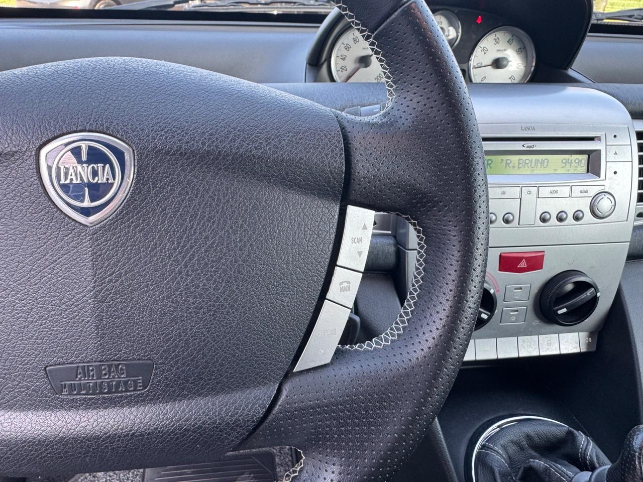 Lancia Ypsilon 1.4 Platinum Ecochic GPL NEOPATENTATI