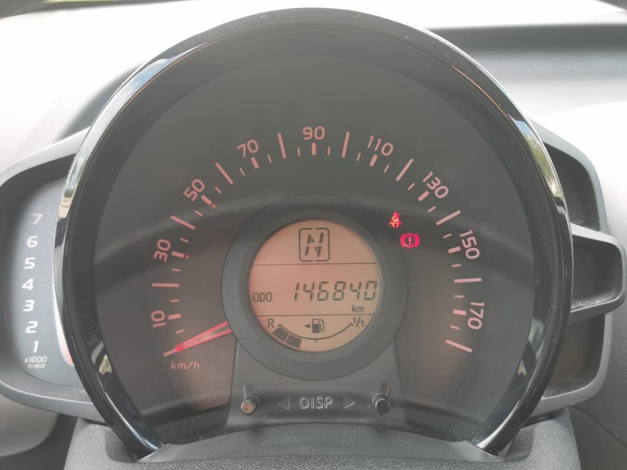 Toyota Aygo 1.0 VVT-i 69 CV 5 porte x-play MMT 2015