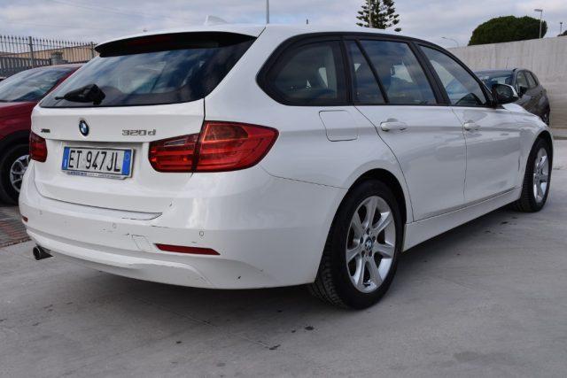 BMW 320 d Touring Business aut. *NAVIGATORE*