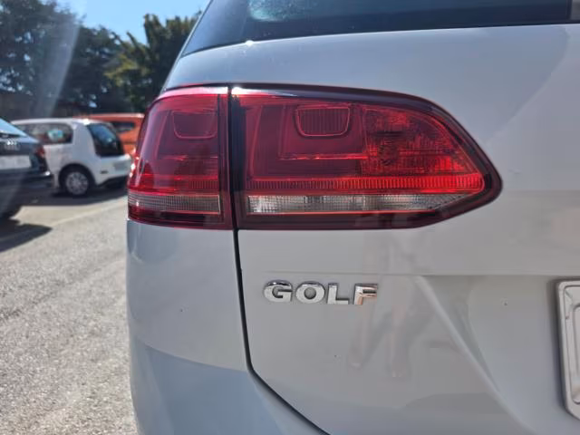 VOLKSWAGEN Golf Variant 1.4 TGI Comfortline BlueMotion