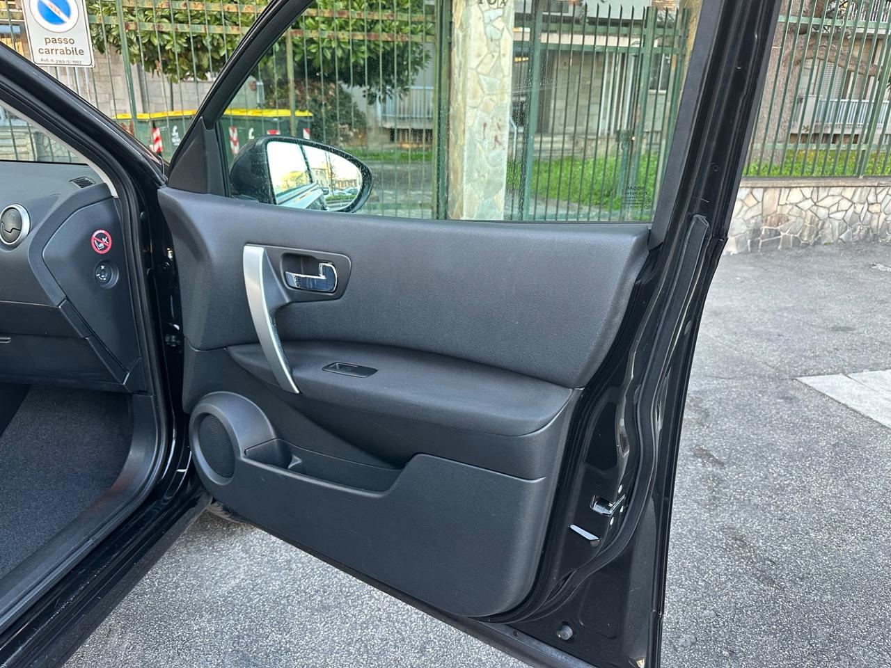 Nissan Qashqai 1.5 dCi economica navigatore