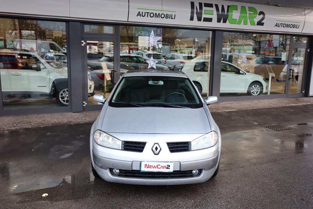 Renault Megane Mégane C-C 1.6 16V Confort Dynamique