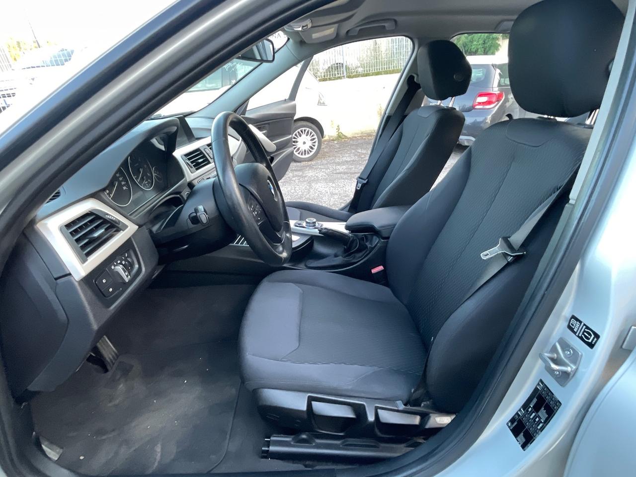 Bmw 320 320d Touring cambio automatico - navigatore