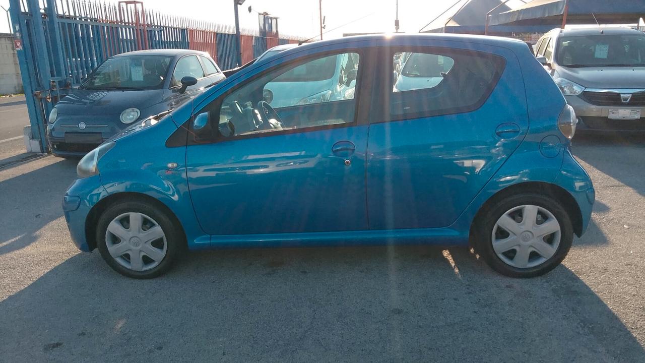 Toyota Aygo AIGO 1.0 benzina neo patentati
