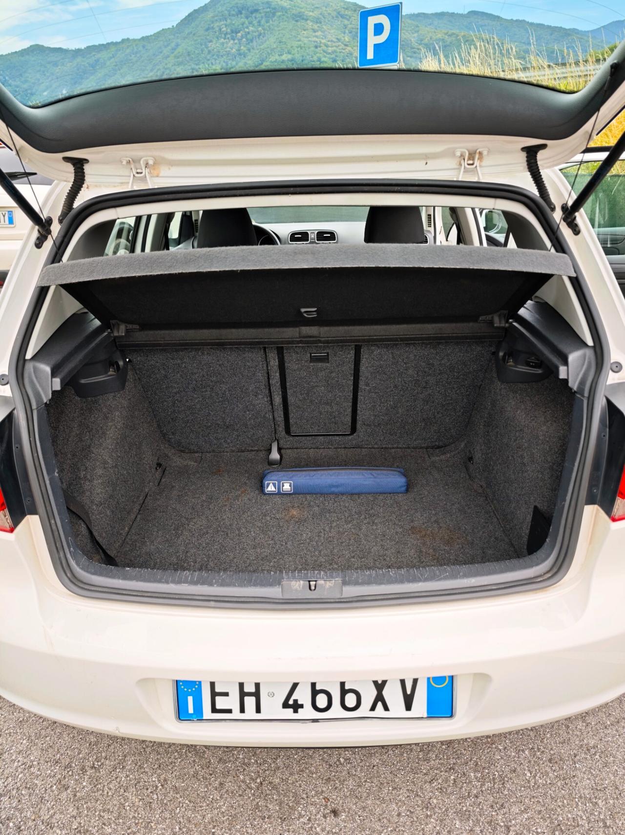 Volkswagen Golf 1.6 TDI DPF 5p. Highline