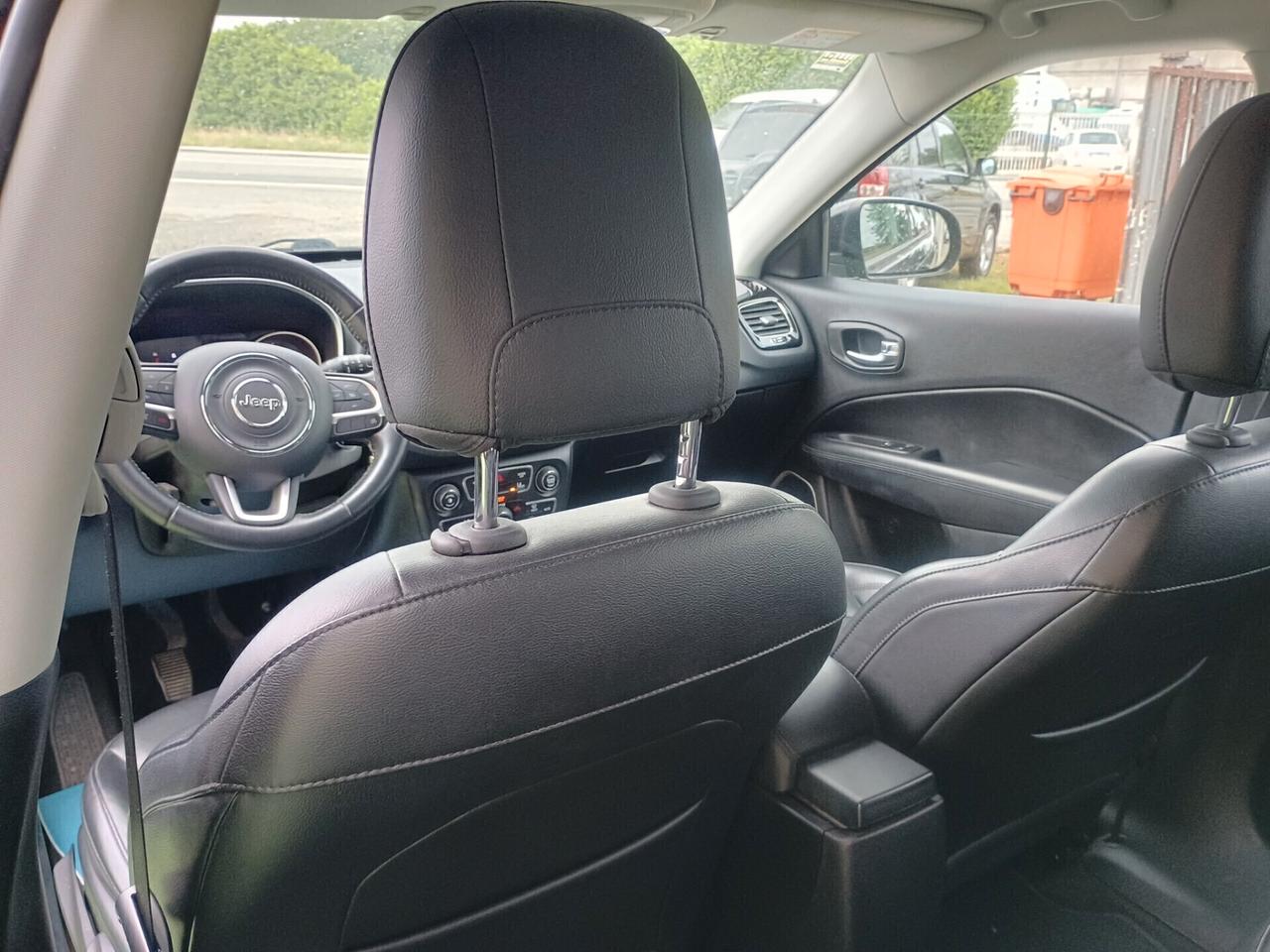 Jeep Compass 1.6 Night Eagle
