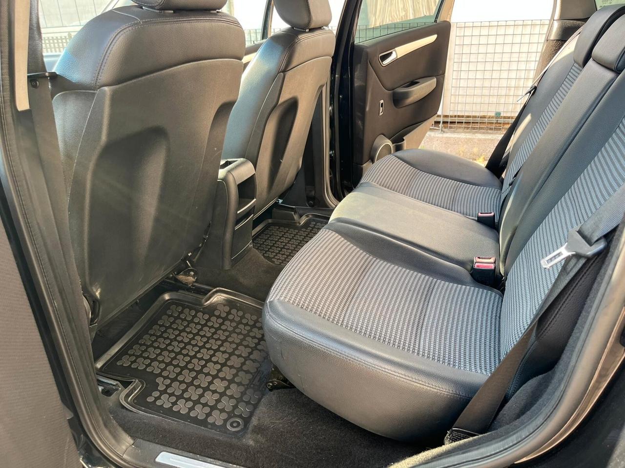 Mercedes-benz B 200 CDI Sport 140CV ok neopatentati