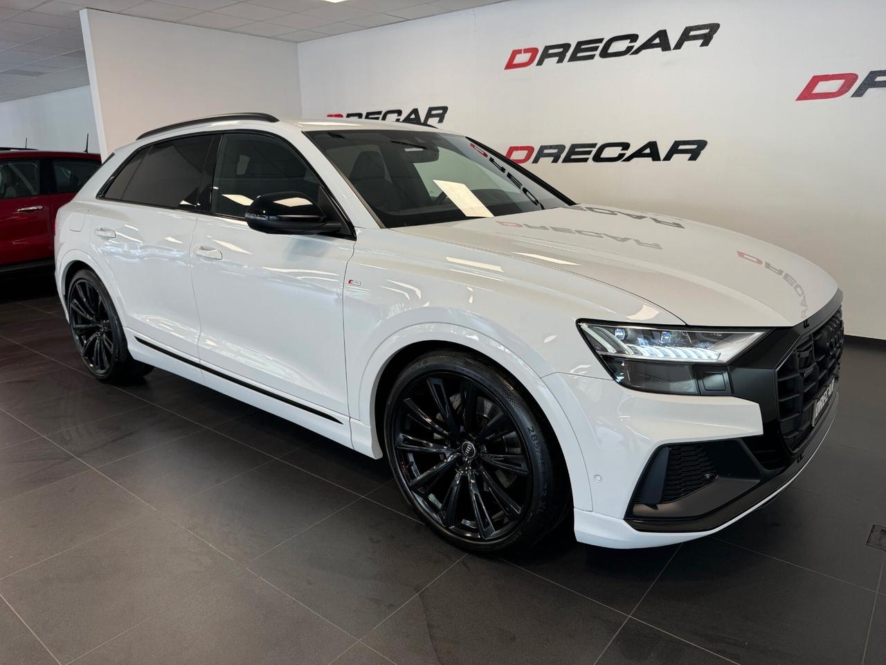 Audi Q8 50 TDI 286 CV quattro tiptronic Sport S LINE ASSE POSTERIORE STERZANTE 23"