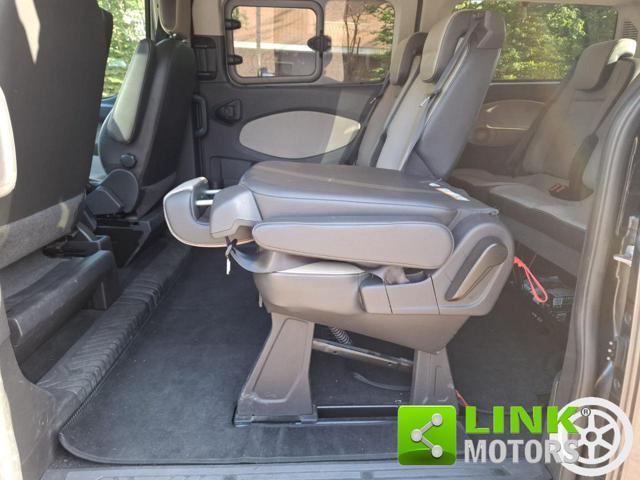 FORD Tourneo Custom 310 2.0 TDCi 130CV aut. PC Titanium 8 POSTI