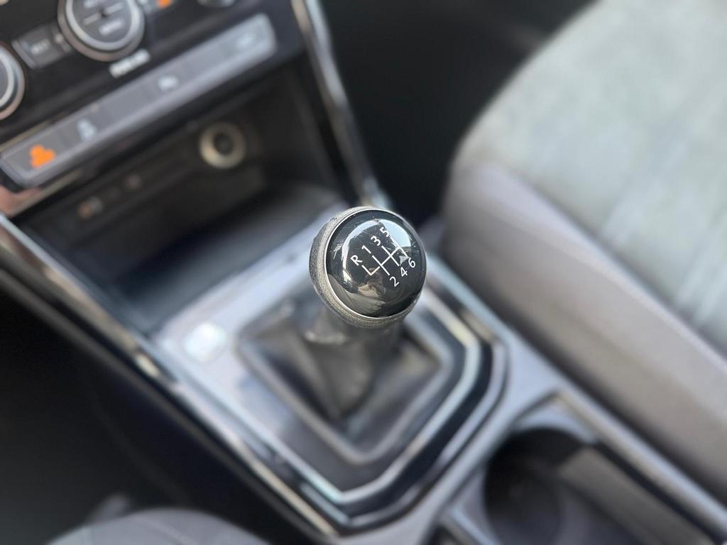 Volkswagen Touran 1.6 tdi Executive