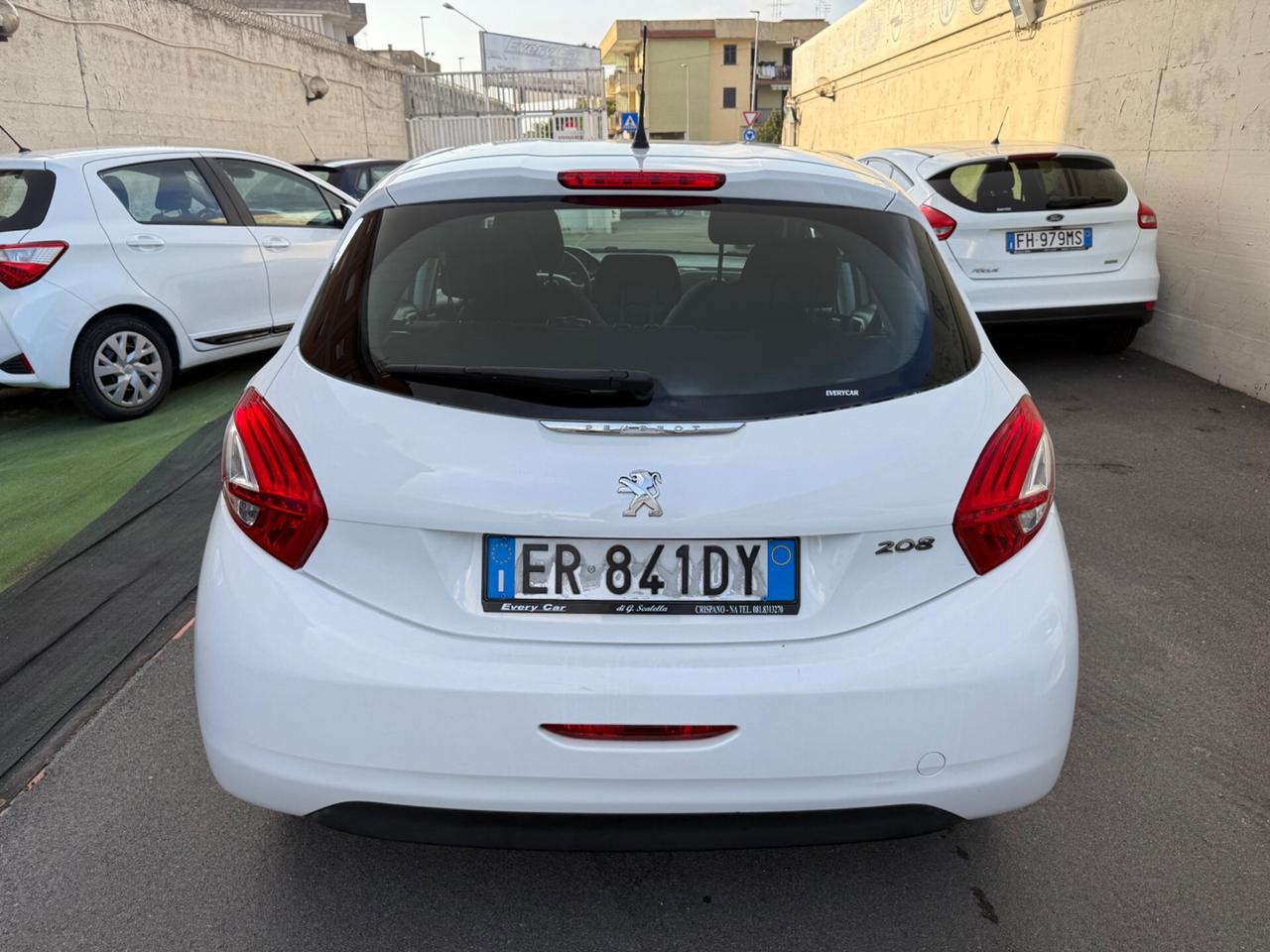 Peugeot 208 1.2benzina 5 porte - 2013