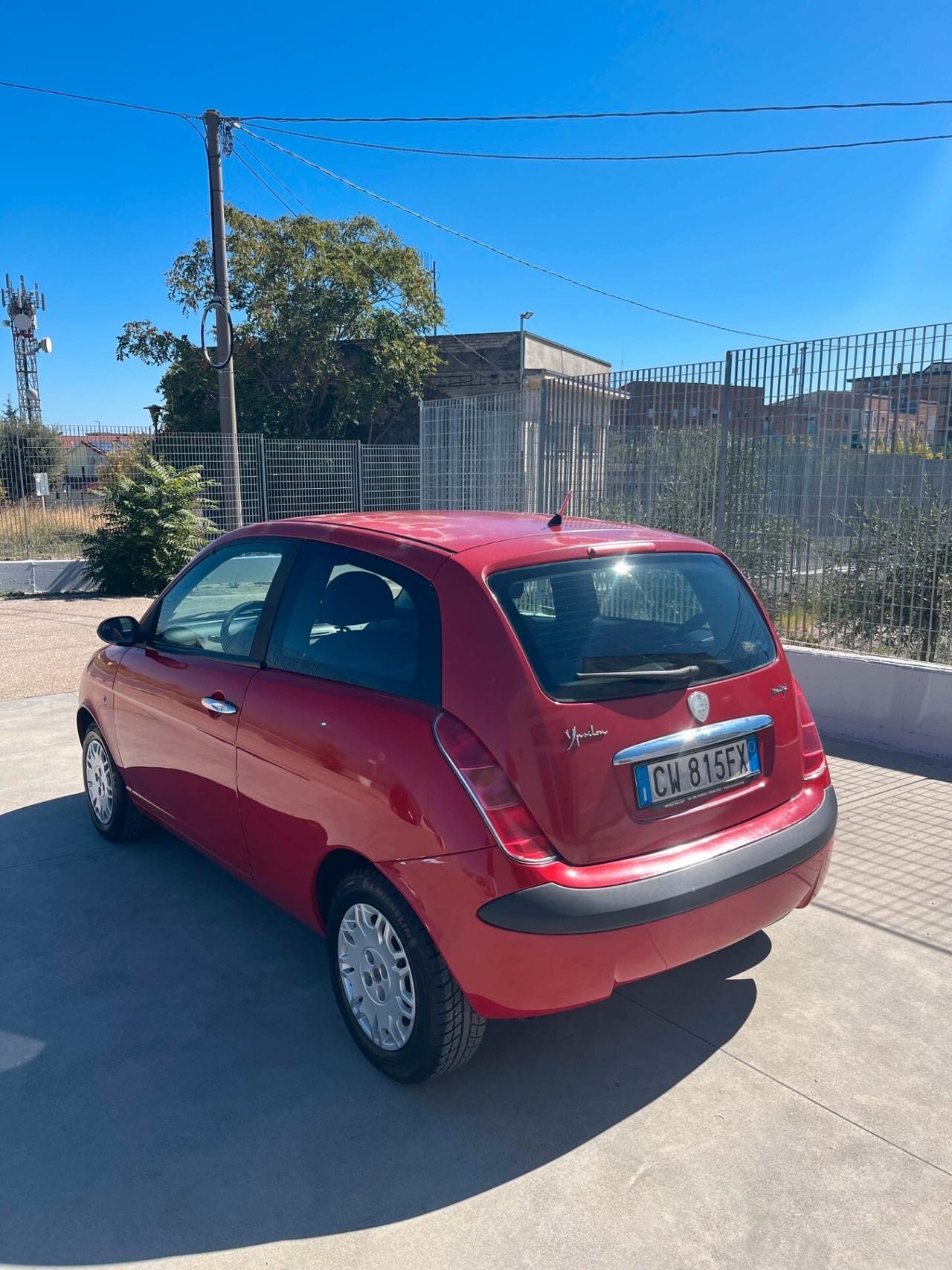 Lancia Ypsilon 1.3 Multijet 16V Argento