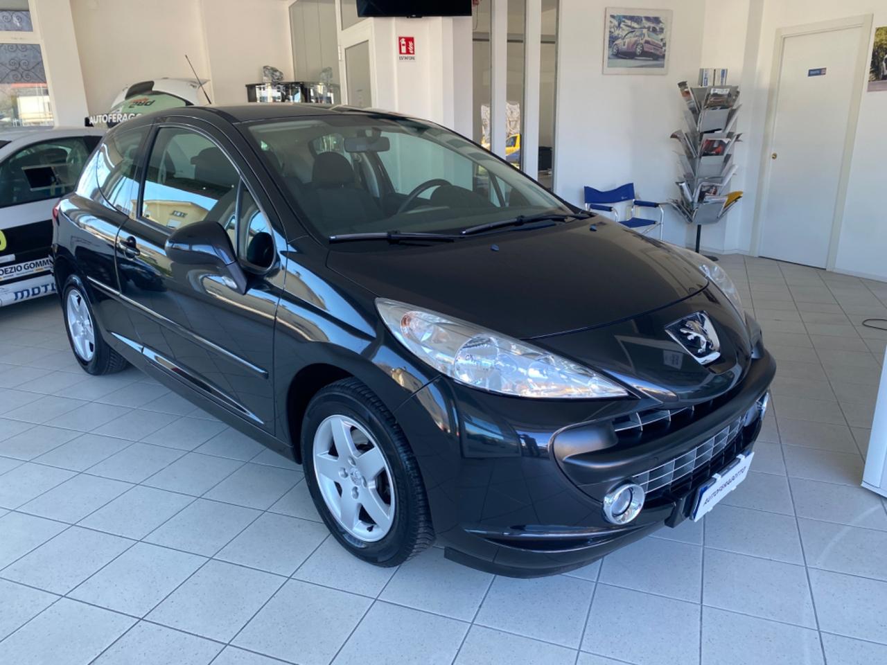 Peugeot 207 1.4 VTi 95CV 3p. X Line