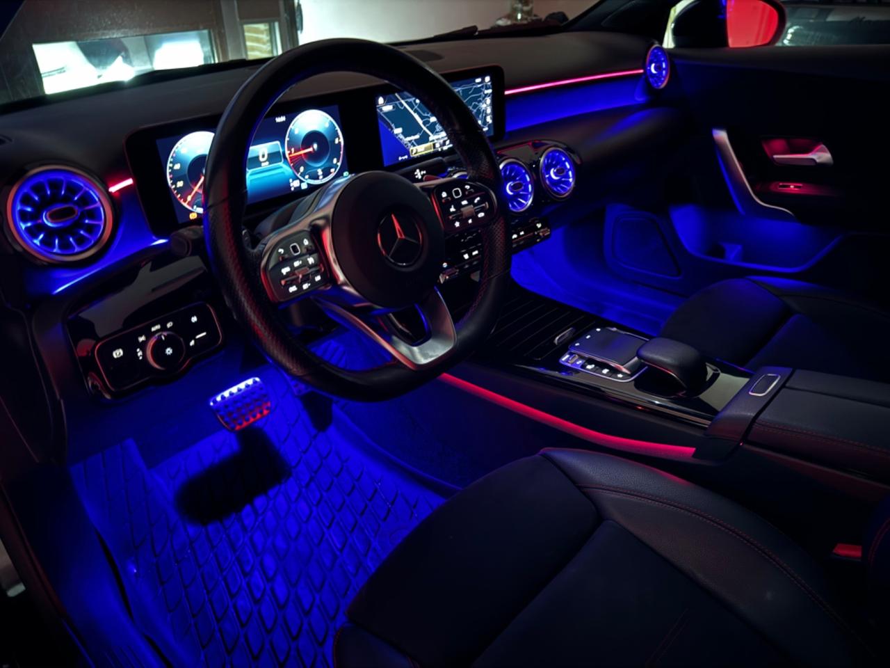 Mercedes-benz A 180 d Automatic Premium AMG LUCI AMBIENTE TOTAL BLACK