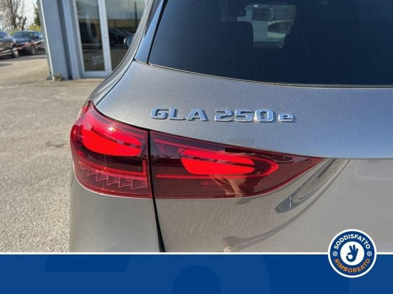 Mercedes-Benz GLA 250 E PLUG-IN HYBRID AUTOMATIC AMG line ADVANCED PLUS