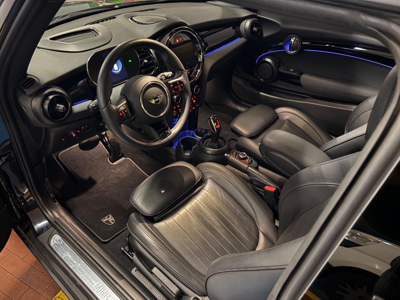 Mini 1.5 Cooper Yours