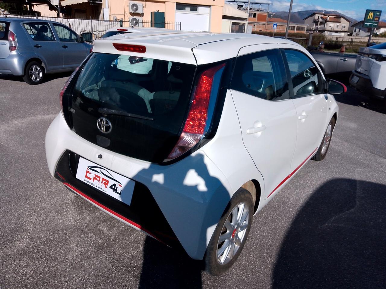 Toyota Aygo 1.0 VVT-i 69 CV 5 porte x-play