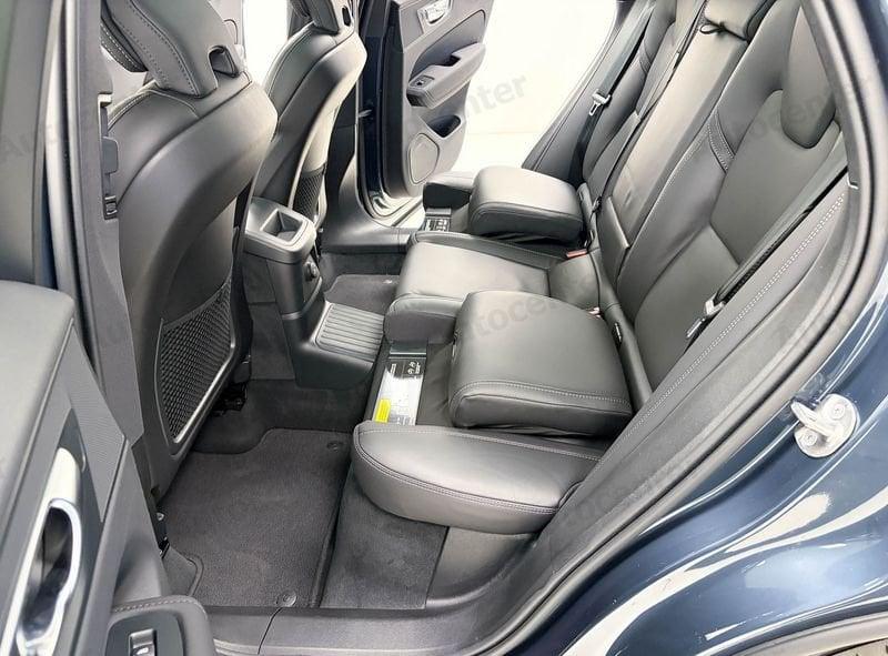 Volvo XC60 XC60 T6 PLUG IN ULTRA BLACK EDITION AWD AUT