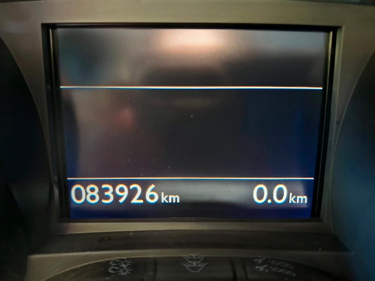 Peugeot 2008 1.6 BlueHDi 100cv Black Matt 2015