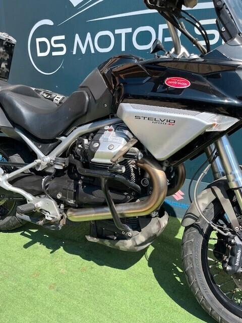 Moto Guzzi Stelvio 1200 MOTO GUZZI STELVIO