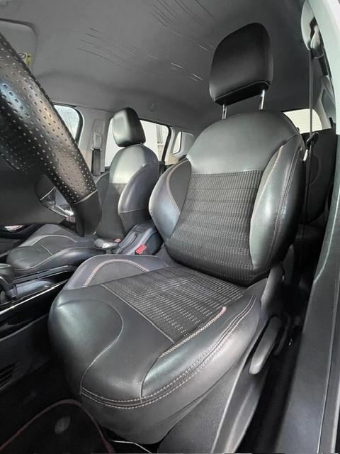 Peugeot 2008 BlueHDi 120 EAT6 S&S GT Line