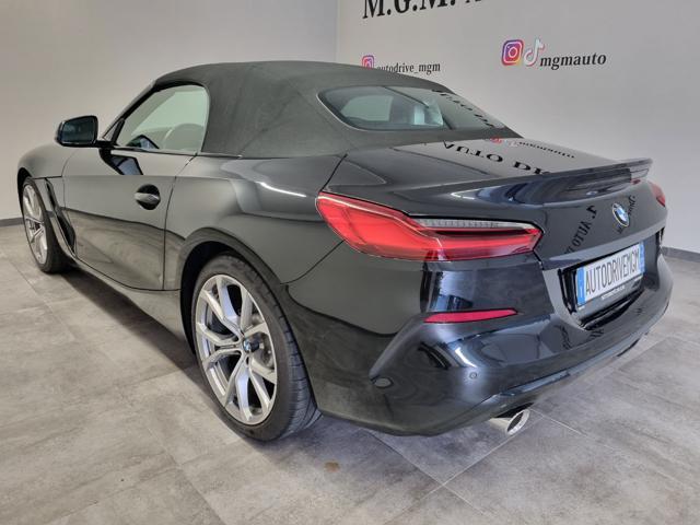 BMW Z4 sDrive20i Full Pelle