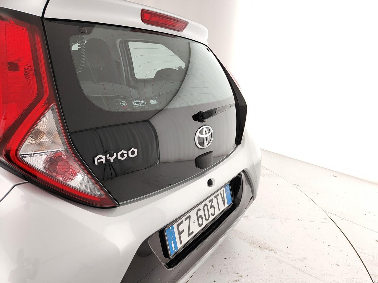 Toyota Aygo 1.0 VVT-i 69 CV 5 porte x-business
