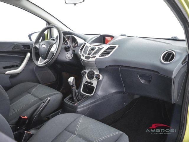 FORD Fiesta 1.4 TDCi 68CV 3 porte Titanium