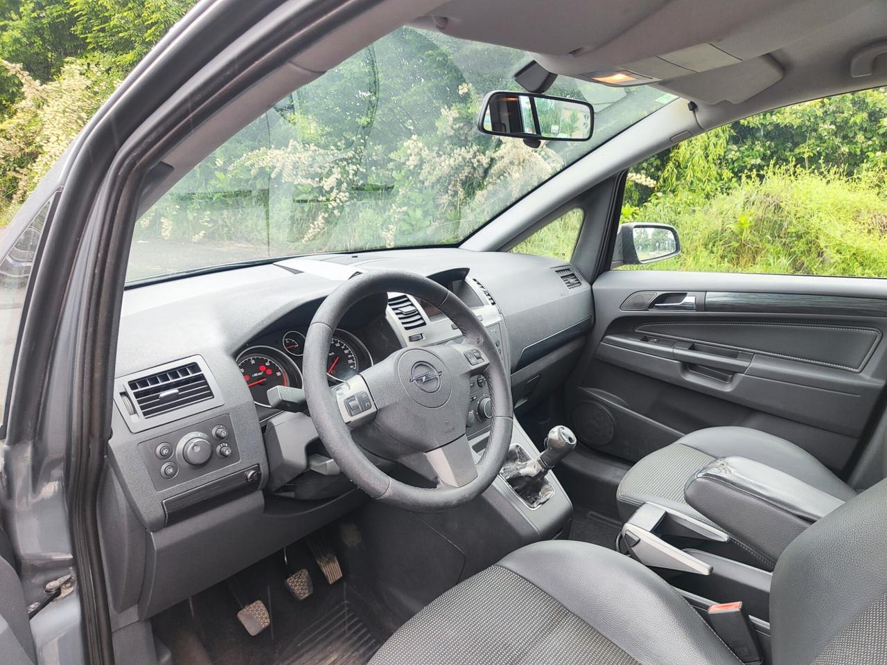 Opel Zafira 1.9 CDTI
