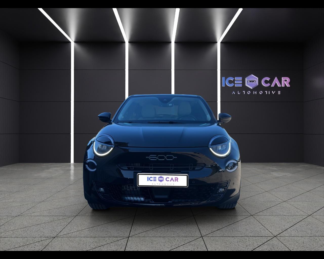 FIAT 600 (2023-->) - 600 Hybrid 100 CV DCT MHEV La Prima