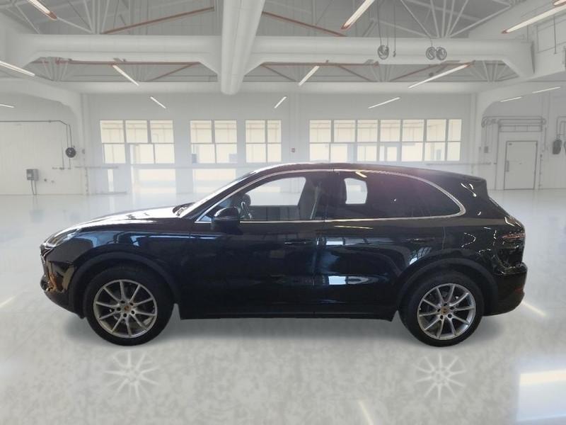 PORSCHE CAYENNE 3.0 V6 AUTO SUV
