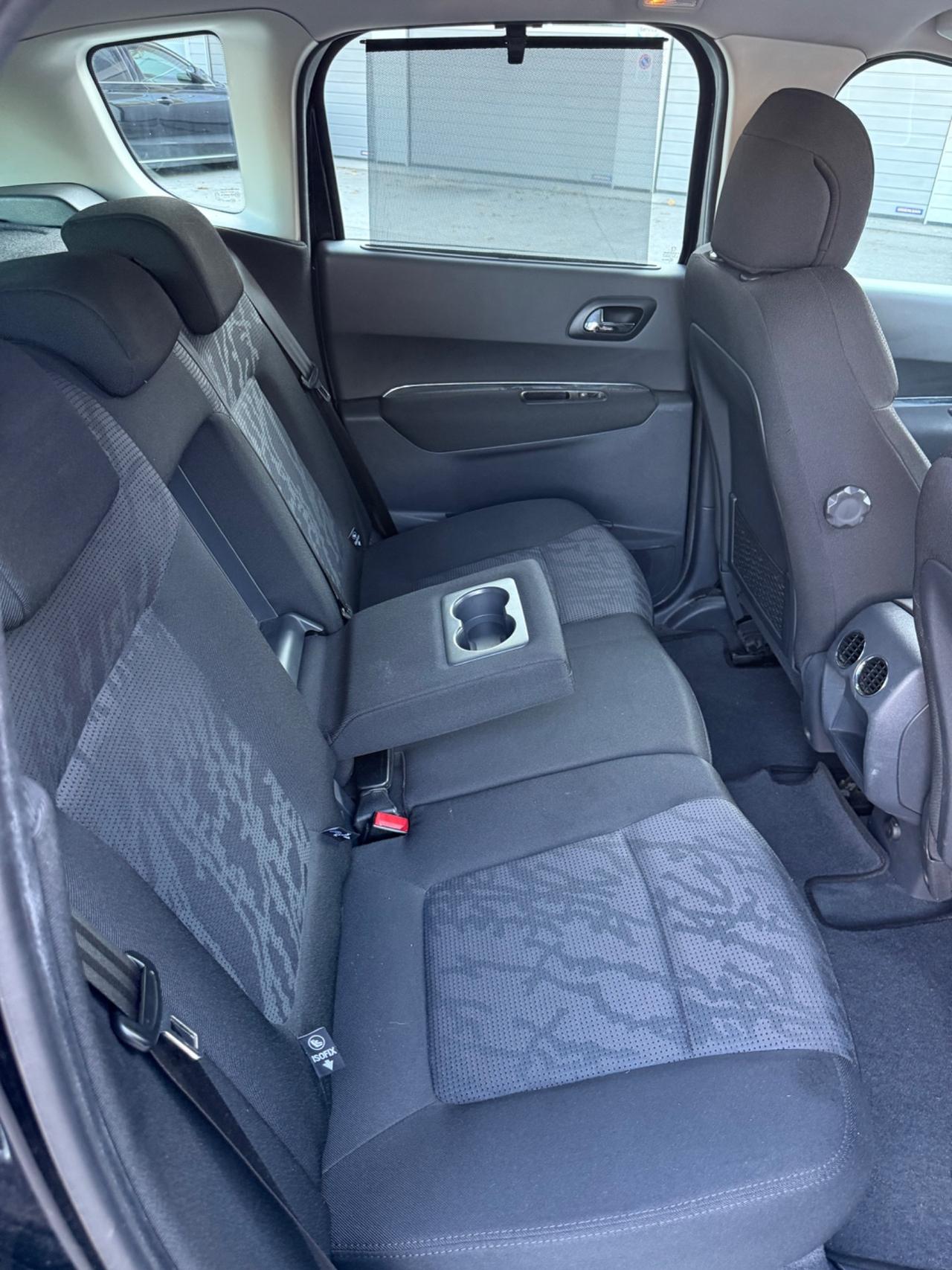 Peugeot 3008 1.6 HDi 110CV Outdoor