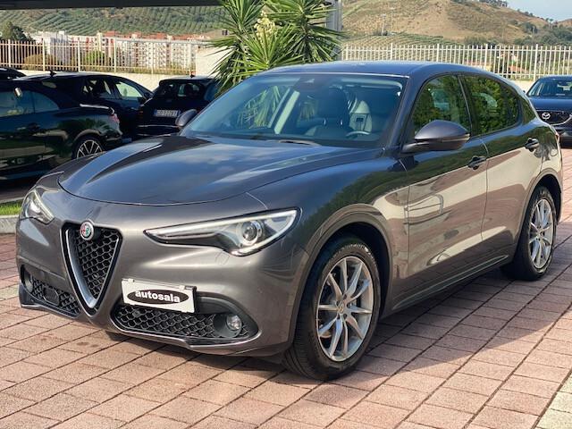 Alfa Romeo Stelvio 2.2 Turbodiesel 180 CV AT8 RWD Super